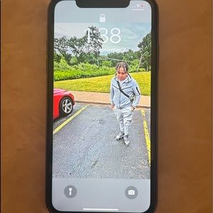 iPhone 11 unlocked and works great